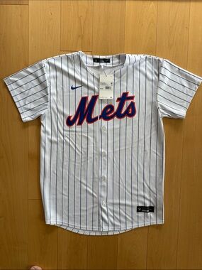 Genuine MLB Met’s jersey White Pinstripe Alonso